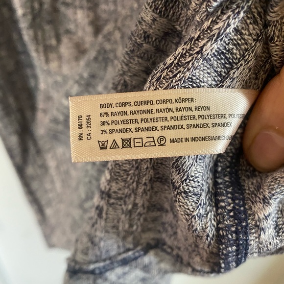 Anthropologie Pure + Gold tank, XS - Picture 5 of 5